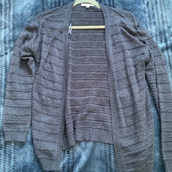 Cardigan - Picture 1 of 3